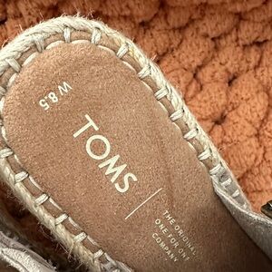 Toms Beige Wedge Sandals